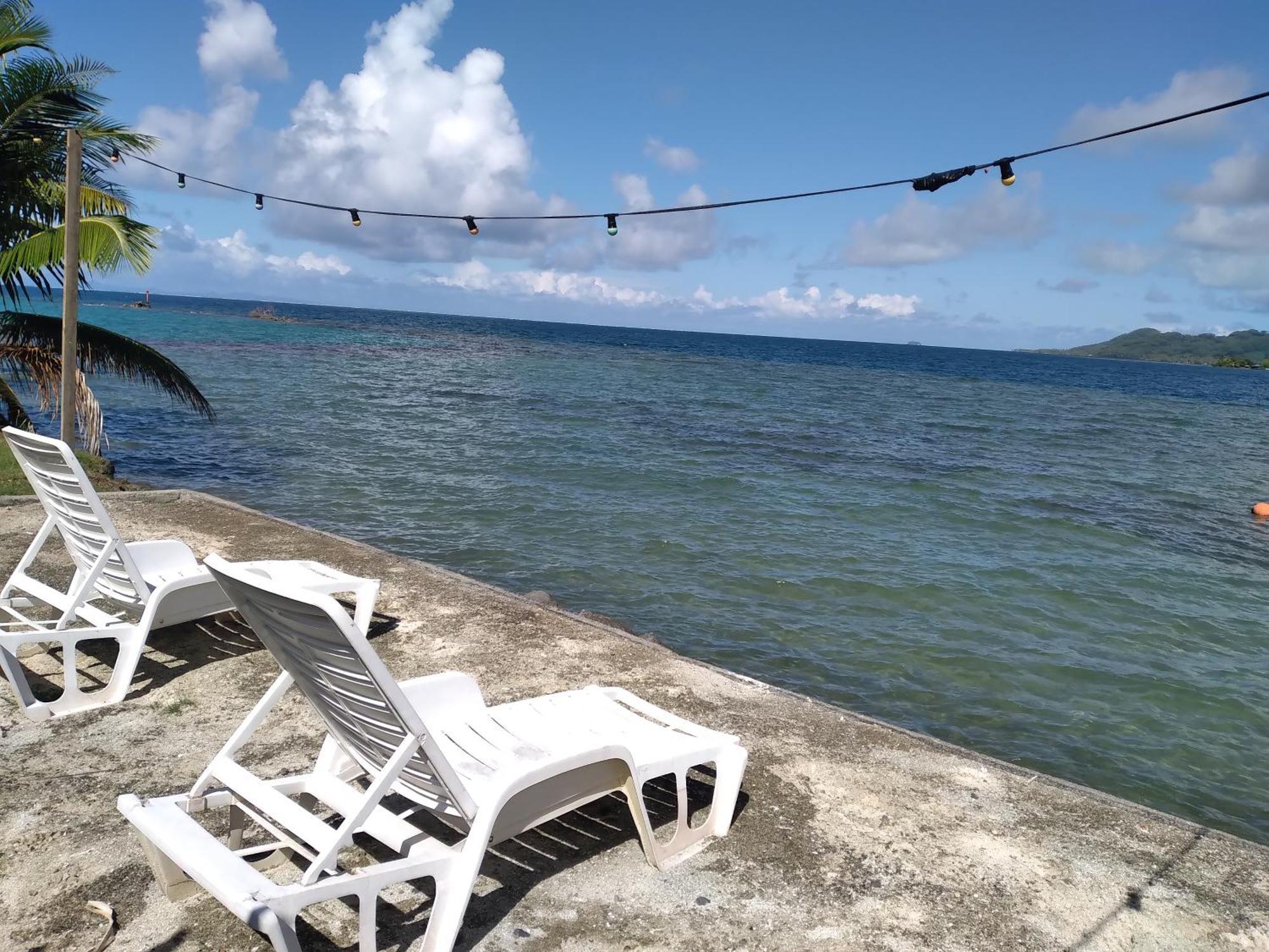 Villa De La Baie Raiatea - Bord De Mer Утуроа Екстериор снимка